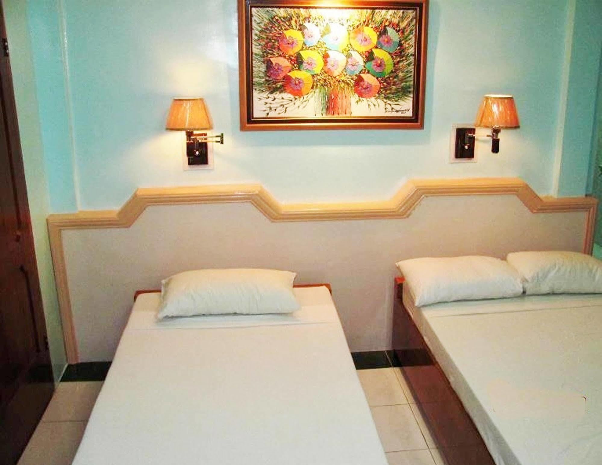 הוסטל Reddoorz Near Old Tagbilaran Airport מראה חיצוני תמונה